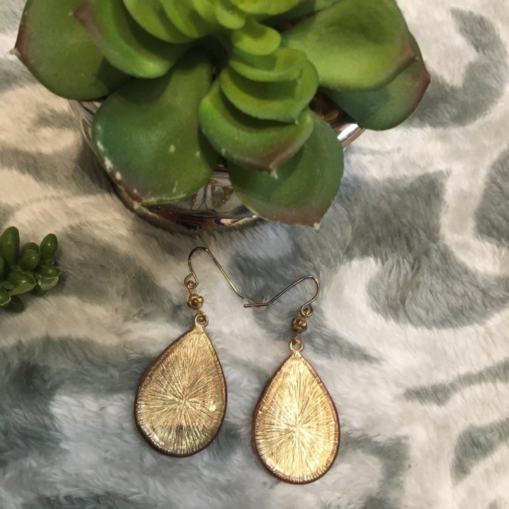 Blue stone pear shaped earrings - Picture 3 of 3